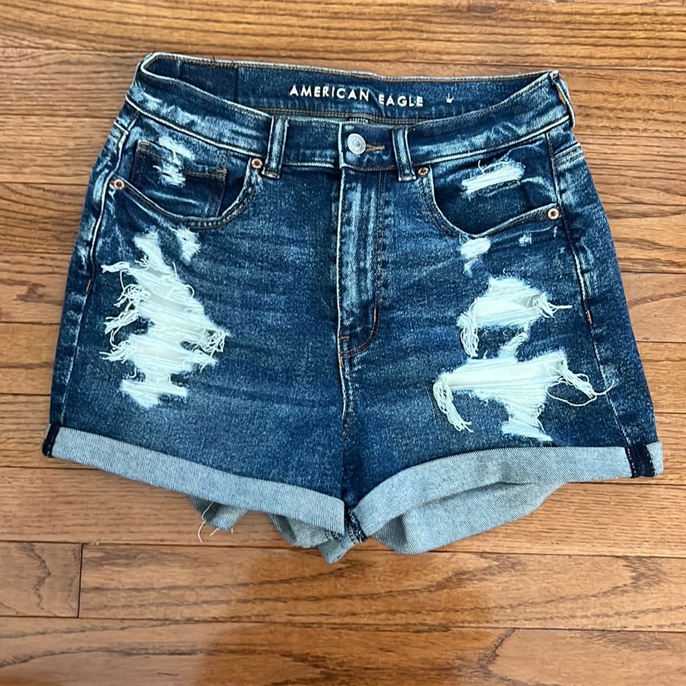 American Eagle Size 6 Shorts